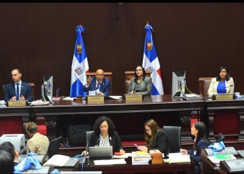 Diputados declaran de urgencia y aprueban en primera lectura Código de Trabajo
