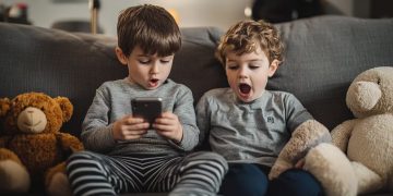 Acceso temprano a teléfonos inteligentes se asocia con mayor riesgo de malestar emocional