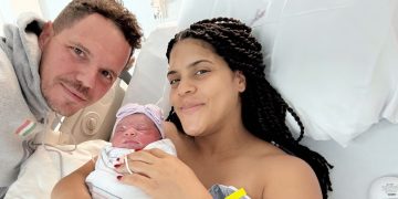 Francisca y Francesco Zampogna dan la bienvenida a su hija Raffaella