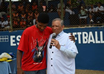 Joven producto de las copas de béisbol patrocinadas por Refidomsa ingresa a la academia de los Cachorros de Chicago