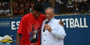Joven producto de las copas de béisbol patrocinadas por Refidomsa ingresa a la academia de los Cachorros de Chicago