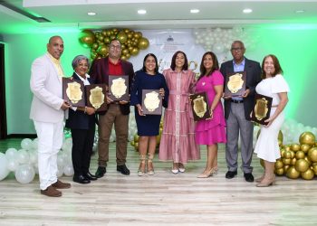 Mérito Magisterial 2025: Regional 10 reconoce alrededor de 80 docentes por su ardua labor  