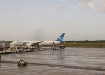 Falsa alarma de bomba en avión Aire Europa procedente de España
