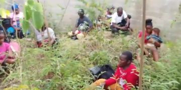 Ejército detiene grupo de 15 haitianos indocumentados escondidos en una propiedad en construcción en Dajabón