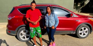 Ejército detiene pareja con nueve ciudadanos haitianos en situación migratoria irregular en un vehículo en Mao