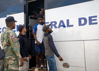 La DGM destaca esfuerzos y estrategias de inteligencia en operativos de interdicción y deportación en el país