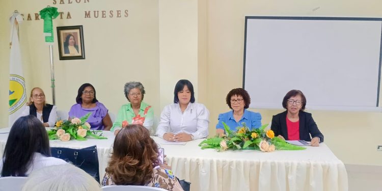 CODOBIO anuncia plan de lucha por incumplimiento en el aumento salarial a encargados de laboratorios clínicos