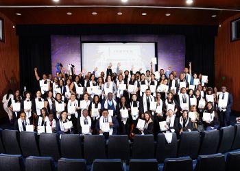 Pareja venezolana revoluciona la educación en República Dominicana al impartir conocimientos que transforman vidas