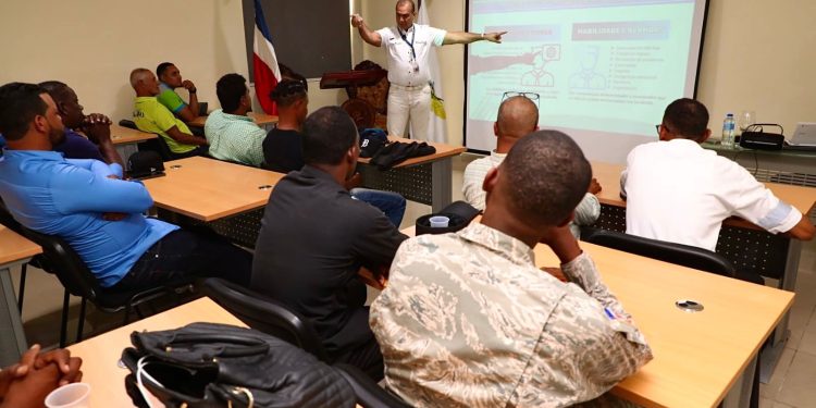 INTRANT capacita a más de 150 mil ciudadanos en seguridad vial a través de ENEVIAL en un año