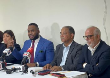 Profesionales de la comunicación respaldan investigación contra la extorsión disfrazada de periodismo y piden proteger la crítica responsable