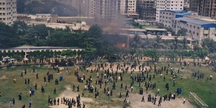 Suben a 16 los muertos y 100 los heridos en el accidente de un avión militar en Bangladés