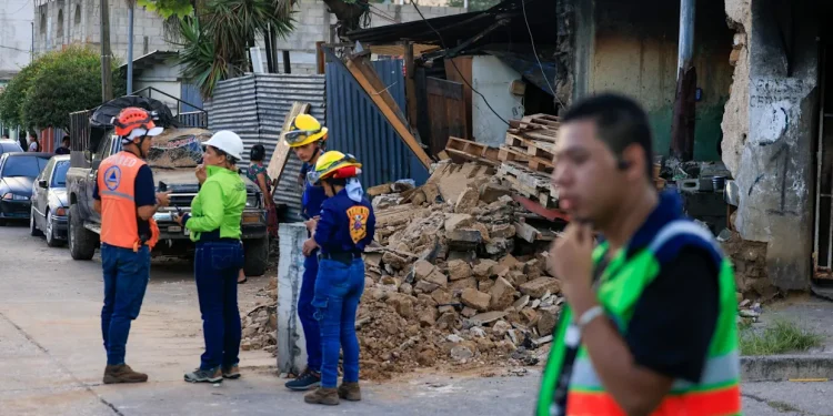 Tres potentes sismos sacudieron Guatemala: al menos dos muertos y múltiples daños estructurales
