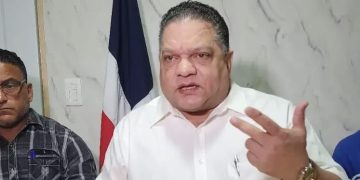 Mario Díaz alerta que intervención del MOPC podría afectar el equilibrio ecológico del Jardín Botánico