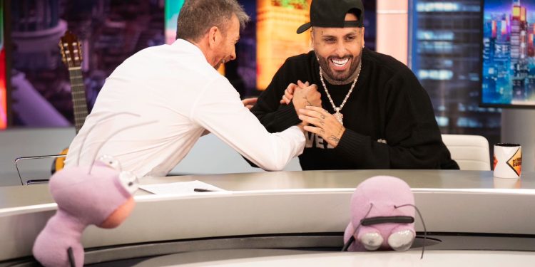 Nicky Jam revive su historia de superación y vida en el freestyle mientras arrasa con su “Sunshine Tour 2025” en Europa