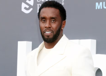 Juez deniega la libertad bajo fianza al rapero Sean Combs como pedía su defensa