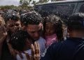 Un venezolano liberado de cárcel en El Salvador pide "castigo" para Bukele y Trump