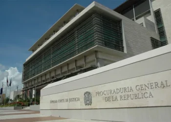 18 meses de prisión preventiva a imputada de estafar con más de 100 millones de pesos