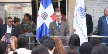 Mescyt lanza programa piloto con IA para enseñanza del inglés