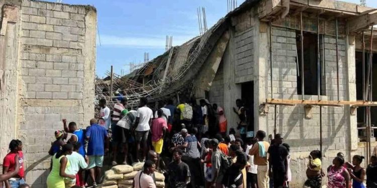 Ocho muertos y tres heridos tras derrumbe de obra en construcción en Haití