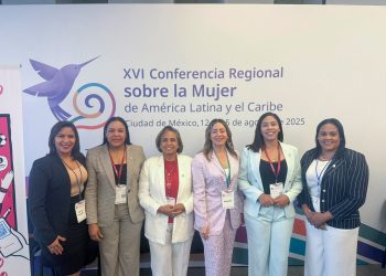 Gloria Reyes presenta en México estrategia dominicana para erradicar sobrecarga de cuidados en niñas y adolescentes
