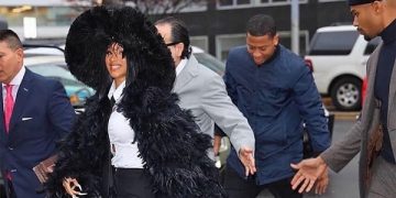 Cardi B bromea con la prensa: “Ellos quieren que yo pague 25 millones, oigan eso”