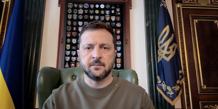 Zelenski dice que la cumbre de Alaska debería abrir el camino a un diálogo a tres bandas