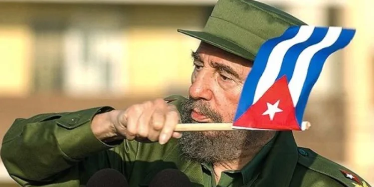 Cuba honra el legado de Fidel Castro en el 99 aniversario de su natalicio