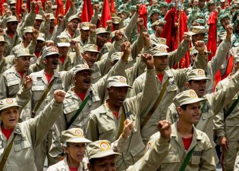 El Ejército venezolano inició el reclutamiento forzoso de hombres en la zona minera para alistarlos en la Milicia