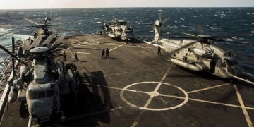 Estados Unidos despliega escuadrón anfibio frente a las costas de Venezuela