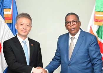 Embajador de China elogia modelo dominicano de asistencia alimentaria para población vulnerable
