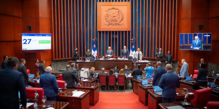 Senado  acogió en única lectura y convirtió en Ley los proyectos de Leyes Orgánica del Ministerio de Justicia y el de Bien de Familia