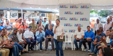 Carolina lleva soluciones al ensanche Espaillat