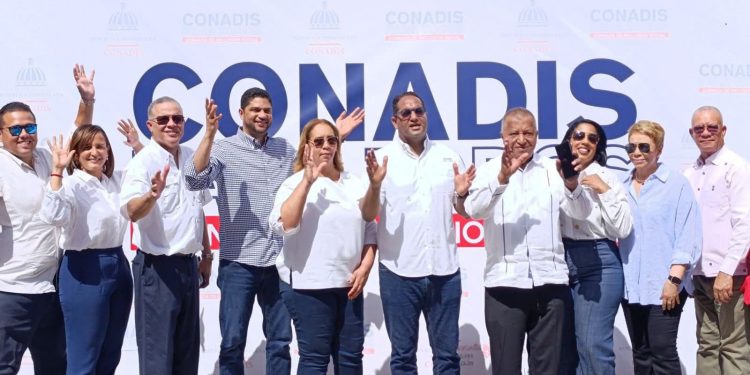 CONADIS realiza masiva jornada de inclusión social en San Cristóbal para personas con discapacidad y sus familias