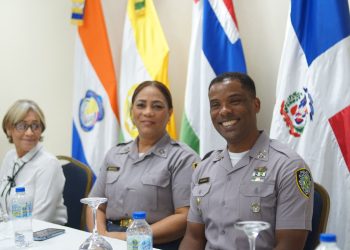 IPES evalúa primera fase de pasantía Cadetes policiales