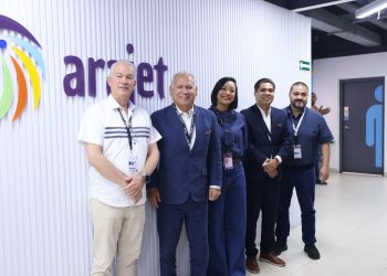 Tripulantes VIP firman acuerdo estratégico para fortalecer la formación y empleabilidad del talento aeronáutico dominicano