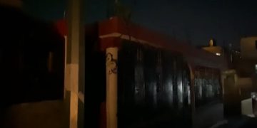 Pese a decenas de reportes EDEESTE, no acude a resolver avería sector Guaricano SDN