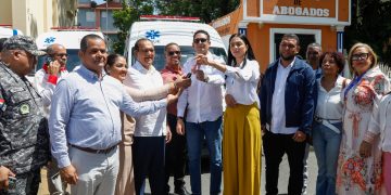 Sistema 911 entrega tres modernas ambulancias en Santiago Rodríguez para fortalecer la atención interhospitalaria