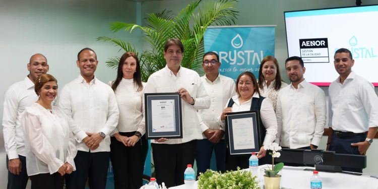 Agua Crystal renueva certificación ISO 9001:2015 y reafirma su compromiso con la calidad