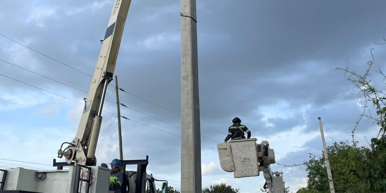 EDENORTE invierte más de RD$89 millones en rehabilitación de redes eléctricas en Pontón Navarrete