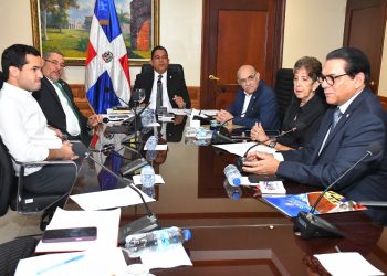 Comisión Especial que estudia el proyecto de modificación a la Ley de Salud Mental destaca déficit de especialistas en el área 