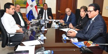 Comisión Especial que estudia el proyecto de modificación a la Ley de Salud Mental destaca déficit de especialistas en el área 