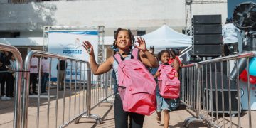 Plásticos por Útiles Escolares recolecta 15.2 millones de botellas plásticas