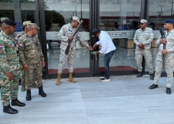 MIVED clausura y militariza obra ilegal en Santiago 