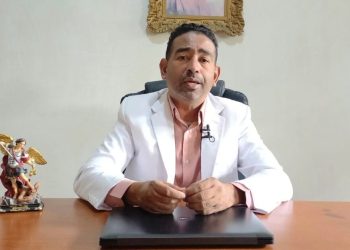 Nelson Gutiérrez denuncia desfalco millonarios en gestión director Policía Nacional en Guzmán Peralta, DIGESSET; auditoría reveló irregularidades por más de RD$400 millones