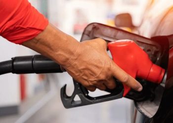 Gobierno mantiene precios combustibles del 30 de agosto al 5 de septiembre