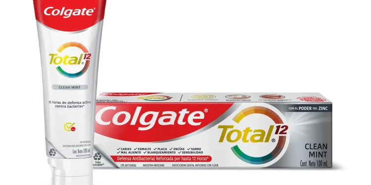 Suspenden venta y retiran pasta dental Colgate Total Clean Mint en RD