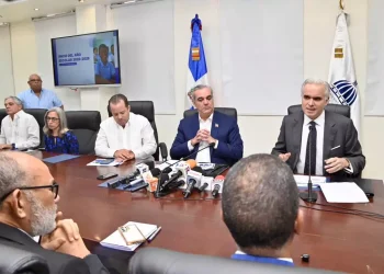 Abinader volverá al Ministerio de Educación para evaluar avances del año escolar 2025-2026