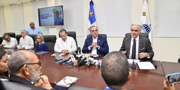 Abinader volverá al Ministerio de Educación para evaluar avances del año escolar 2025-2026