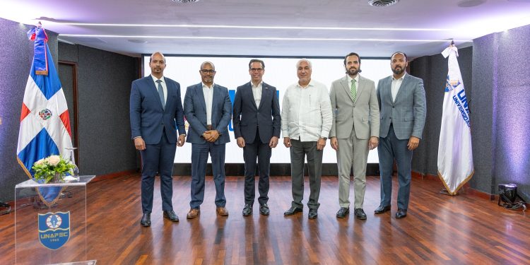 UNAPEC clausura con éxito la 3era Feria de Innovación Universitaria 2025, impulsando el desarrollo sostenible y el liderazgo transformador