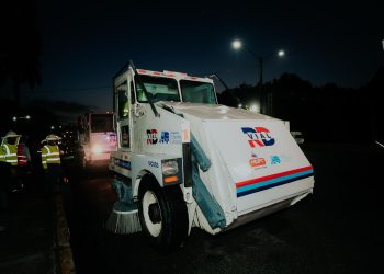 Carreteras Limpias impacta la región Sur con intervención en la Autopista 6 de Noviembre